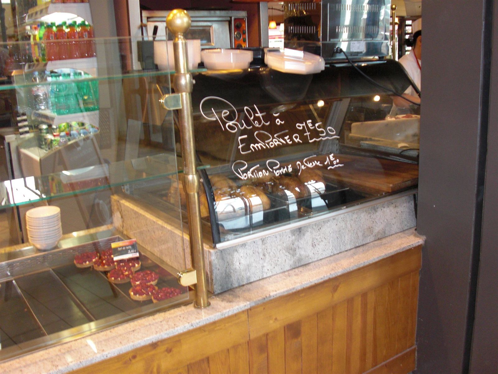 Vitrines réfrigérées de cafétéria self-service avec barre en laiton