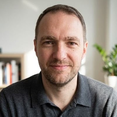 Julien Guillot, plans et design du mobilier M2AI