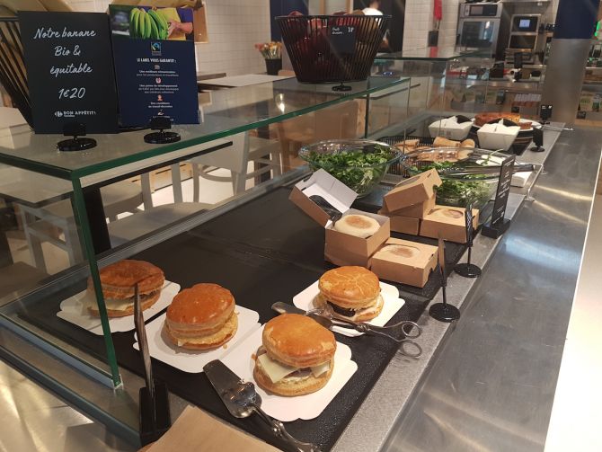 Vitrine de présentation pour sandwichs et bagels à emporter