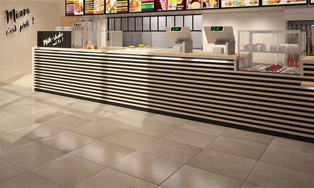 Vue 3D du comptoir de commande et de retrait d’un restaurant rapide, validée avant fabrication